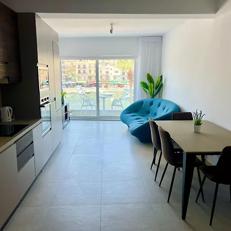 아파트 Marsascala Seafront 1 Bedroom *